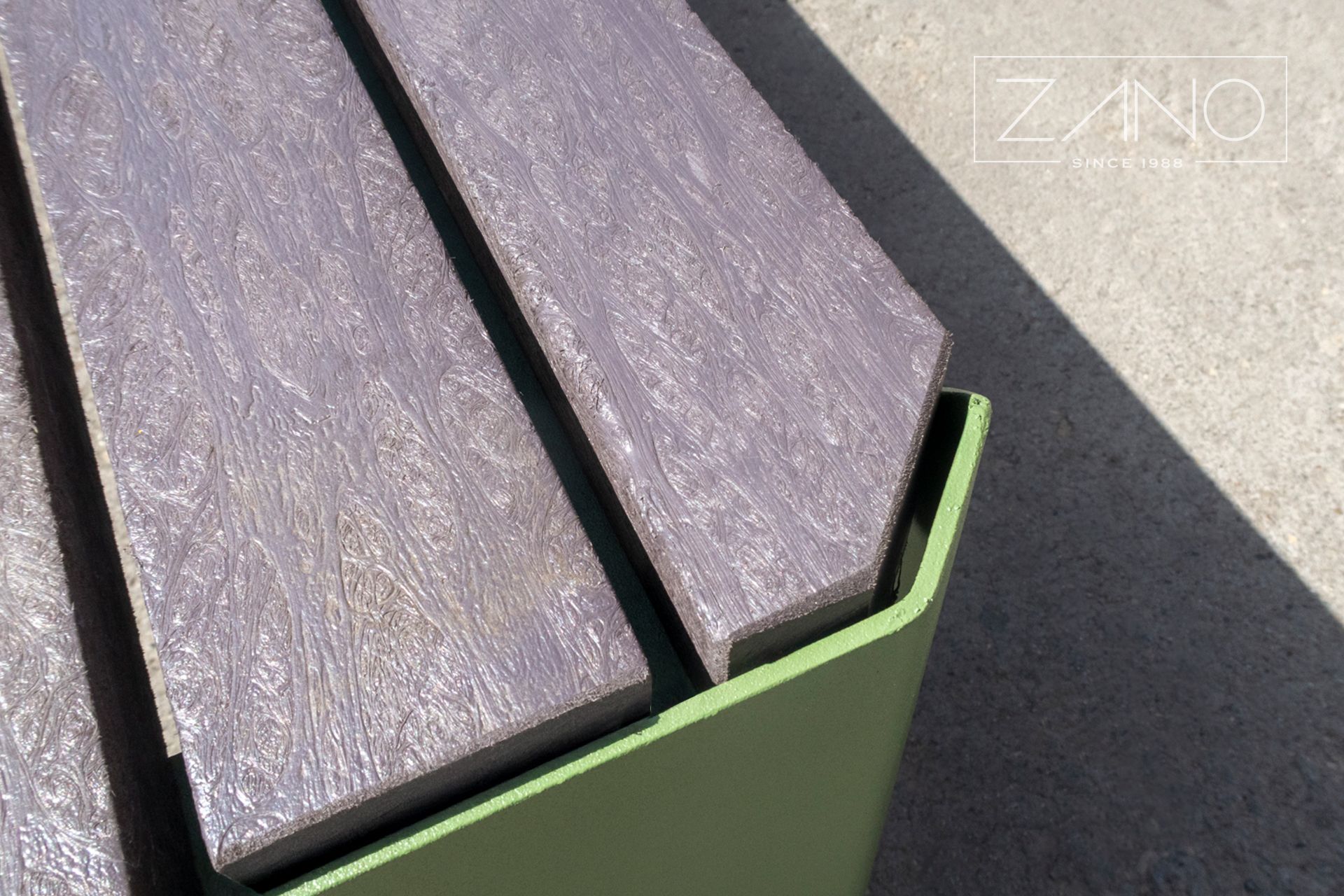 Banco Stilo - materiales imitación madera - ecoplank