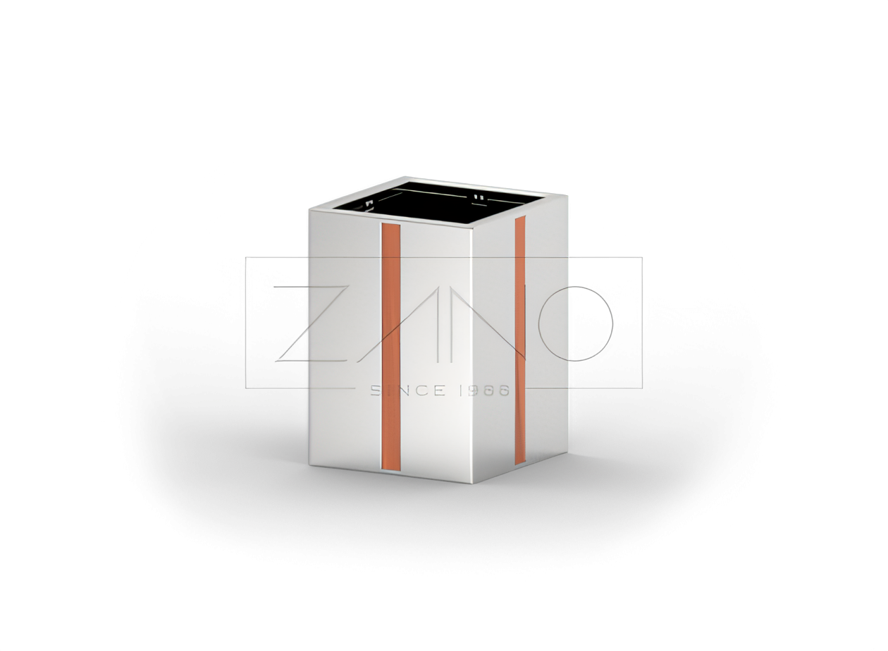 Macetero urbano fabricado en acero inoxidable con elementos de madera