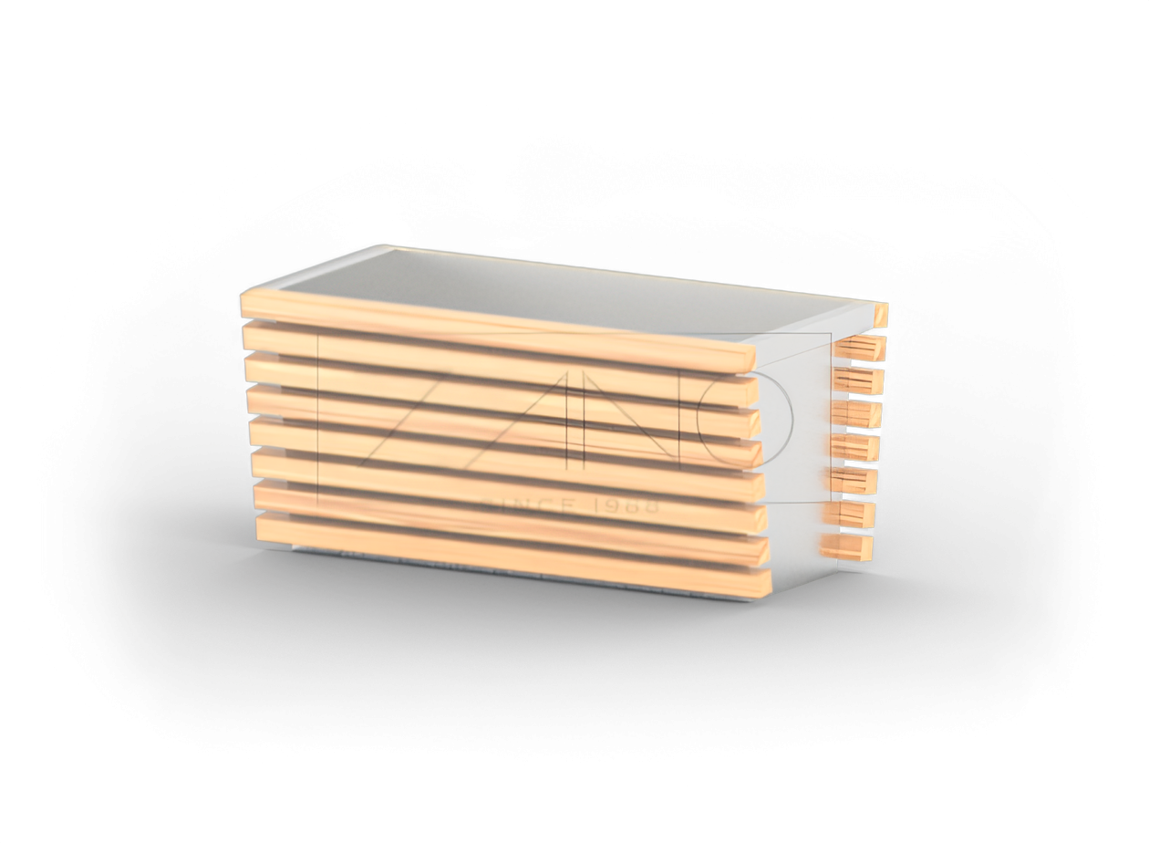 Maceta moderna hecha de acero inoxidable y elementos de madera.