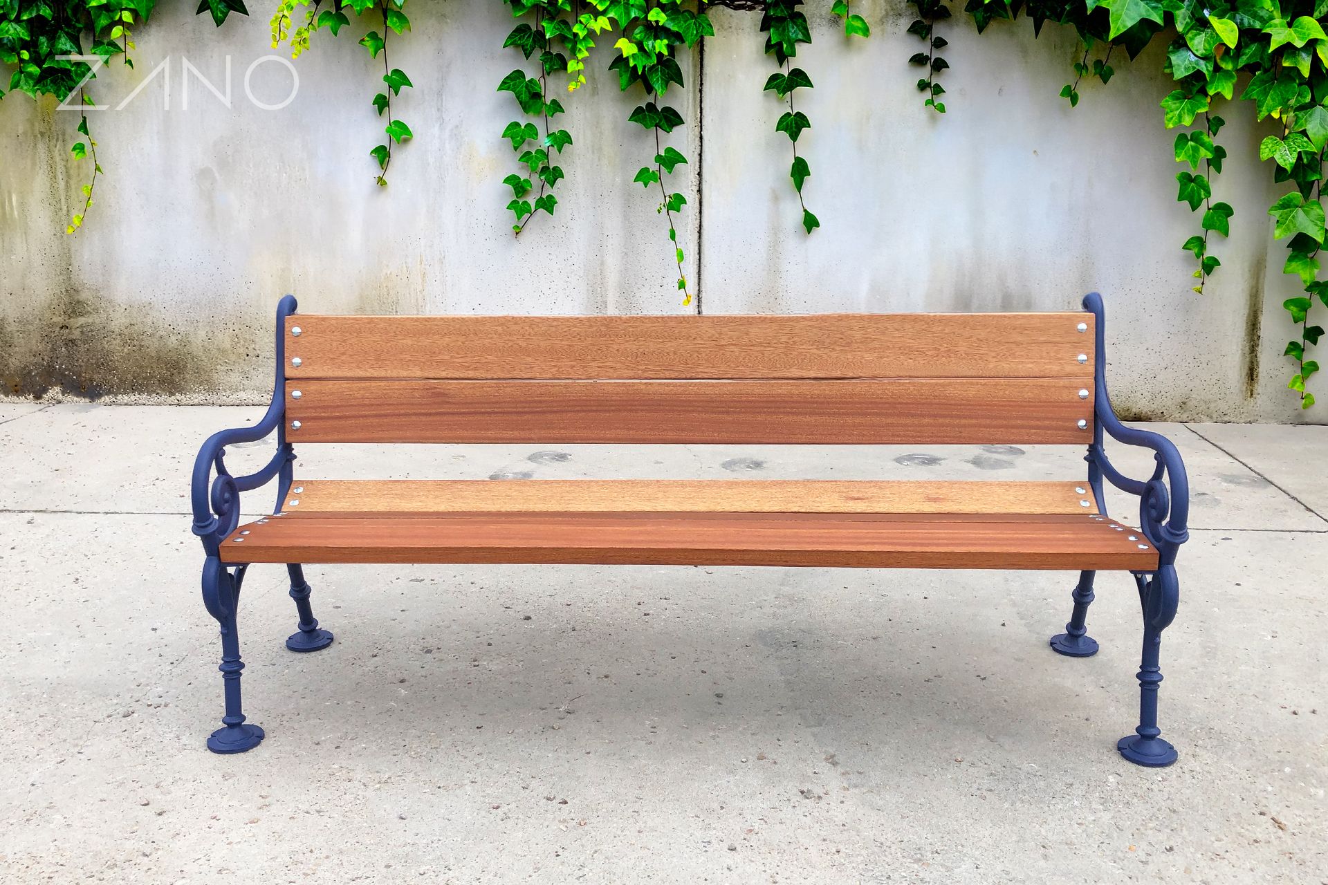 Banco urbano de estilo Retro: madera dura exótica Banco urbano de estilo Retro: madera dura exótica