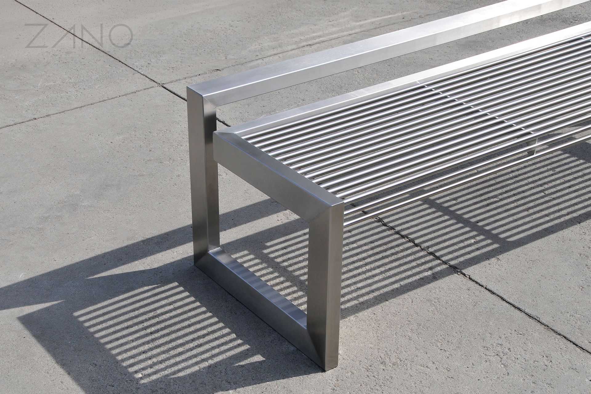 Banco «B-bench» de acero inoxidable sin respaldo Banco «B-bench» de acero inoxidable sin respaldo