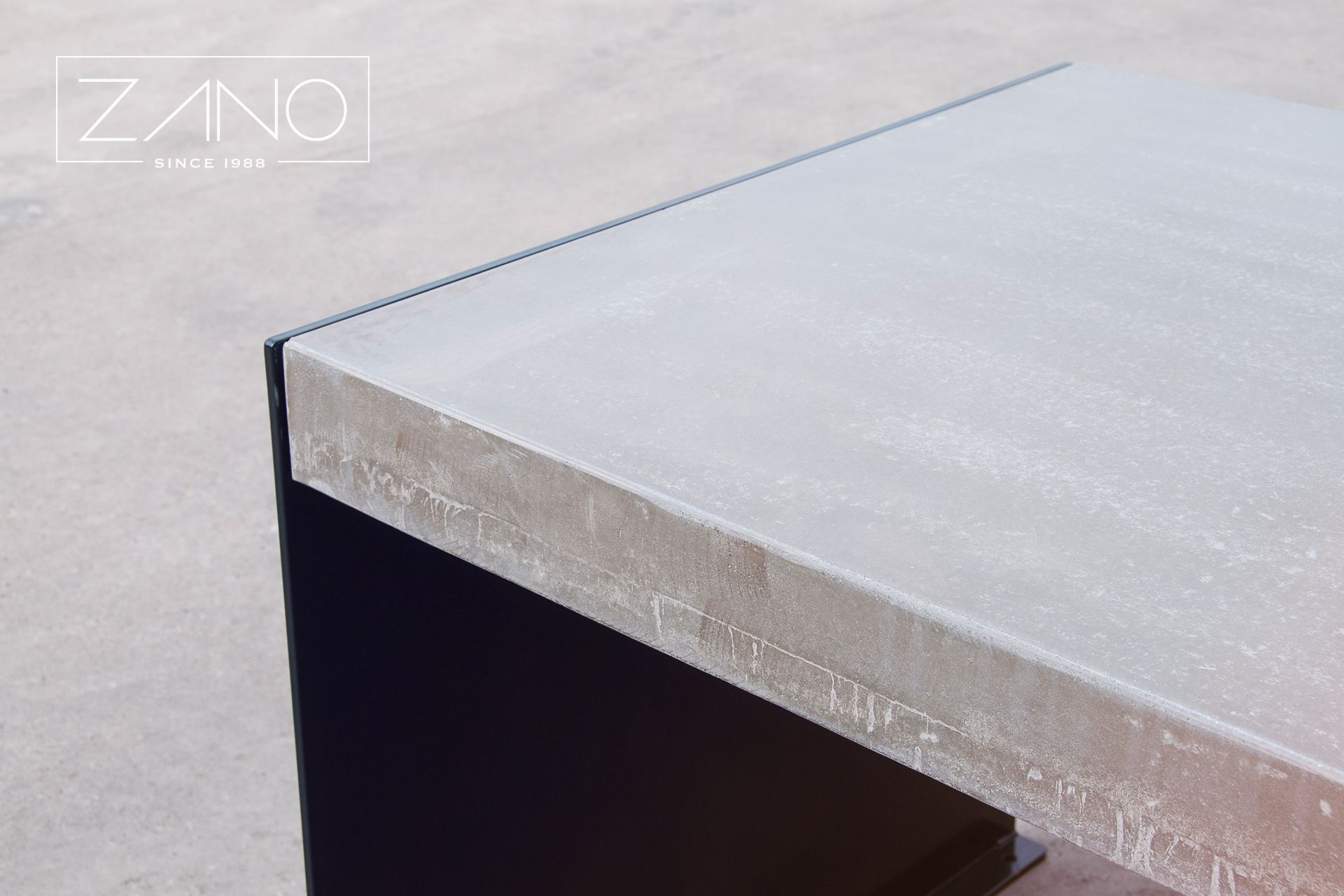 Mesa de hormigón para exteriores